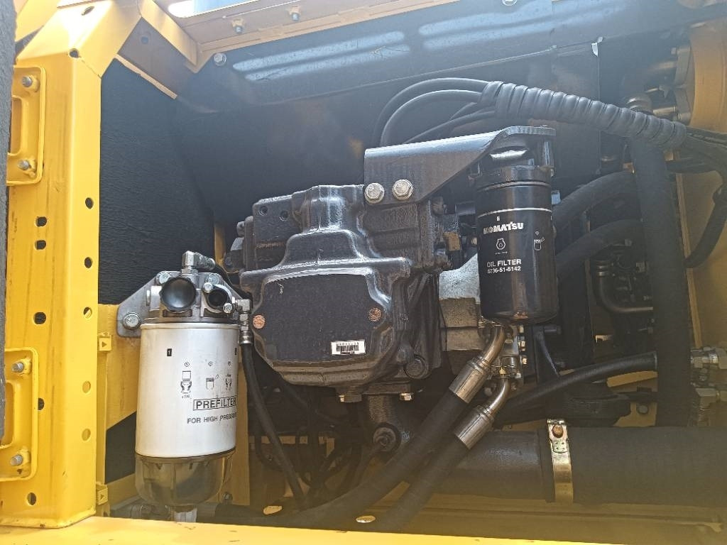 Komatsu PC 240 - Pásové rýpadlo: obrázek 2 Komatsu PC 240 - Pásové rýpadlo: obrázek 2