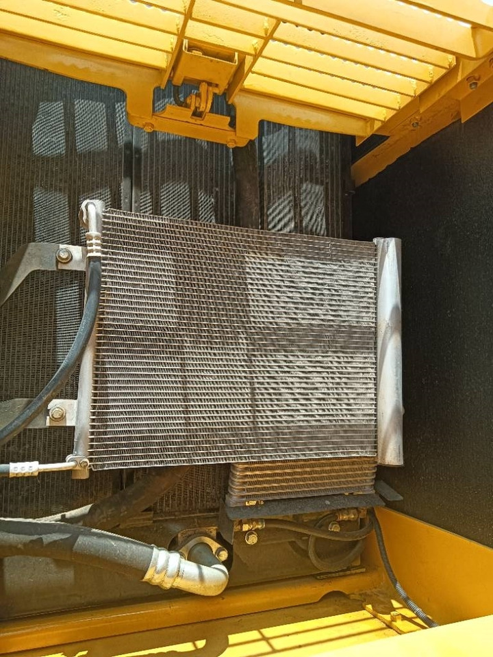 Komatsu PC 240 - Pásové rýpadlo: obrázek 5 Komatsu PC 240 - Pásové rýpadlo: obrázek 5