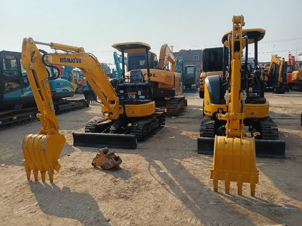 Komatsu PC 35  - Mini rýpadlo: obrázek 5 Komatsu PC 35  - Mini rýpadlo: obrázek 5