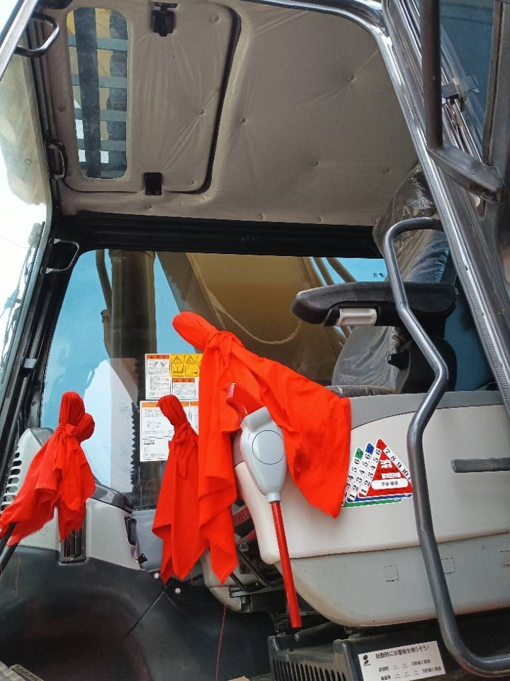 Komatsu PC 350 - Pásové rýpadlo: obrázek 3 Komatsu PC 350 - Pásové rýpadlo: obrázek 3