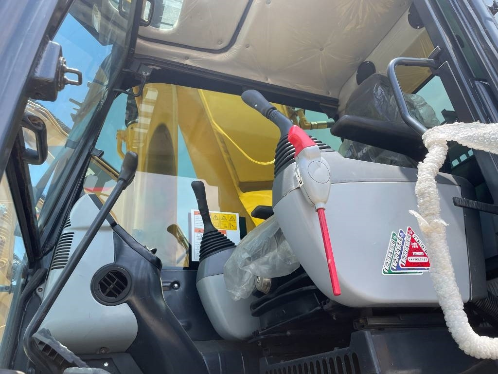 Komatsu PC 400 - Pásové rýpadlo: obrázek 4 Komatsu PC 400 - Pásové rýpadlo: obrázek 4