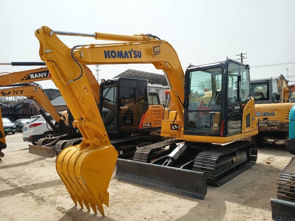 Komatsu PC 60 - Pásové rýpadlo: obrázek 2 Komatsu PC 60 - Pásové rýpadlo: obrázek 2