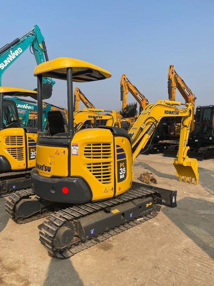 Komatsu PC35 - Mini rýpadlo: obrázek 1 Komatsu PC35 - Mini rýpadlo: obrázek 1
