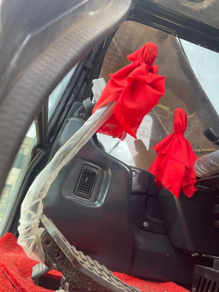 Sany SY 365 H - Pásové rýpadlo: obrázek 4 Sany SY 365 H - Pásové rýpadlo: obrázek 4