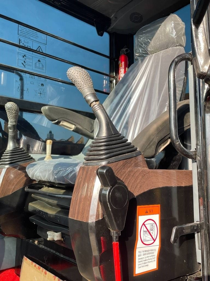 Sany SY 75 C - Mini rýpadlo: obrázek 2 Sany SY 75 C - Mini rýpadlo: obrázek 2