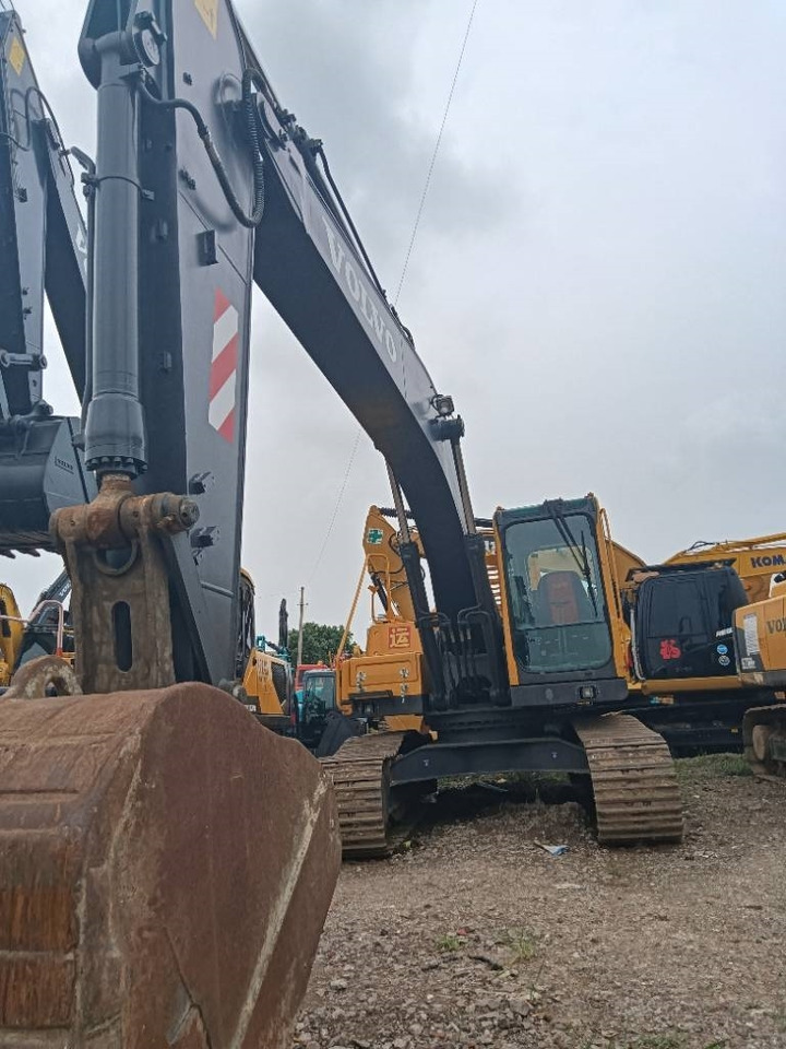 Volvo EC 210 - Pásové rýpadlo: obrázek 3 Volvo EC 210 - Pásové rýpadlo: obrázek 3