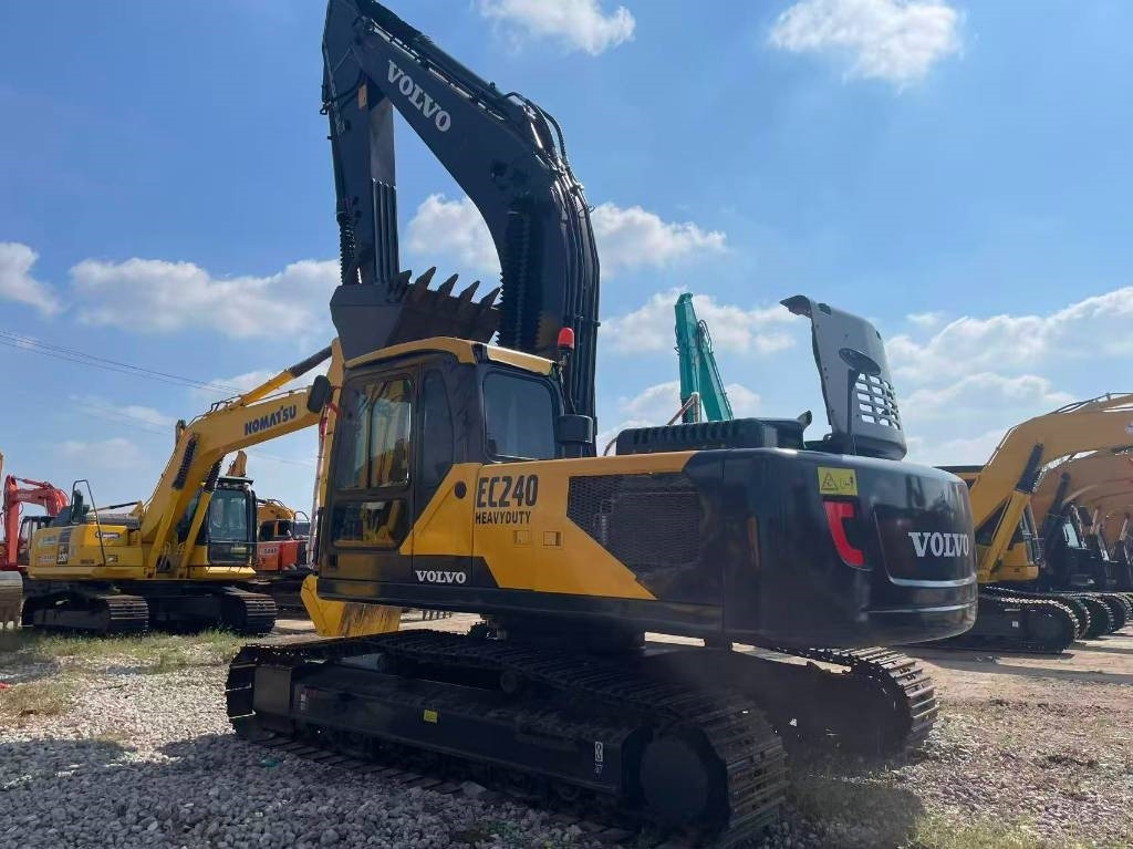 Volvo EC 240 - Pásové rýpadlo: obrázek 2 Volvo EC 240 - Pásové rýpadlo: obrázek 2