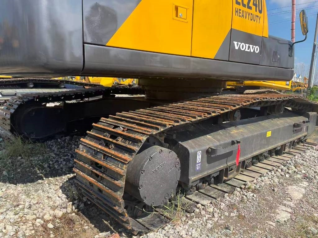 Pásové rýpadlo Volvo EC 240: obrázek 8 Pásové rýpadlo Volvo EC 240: obrázek 8