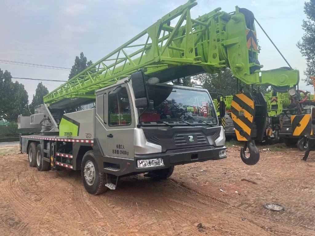 Zoomlion ZTC550V - Pásový jeřáb: obrázek 3 Zoomlion ZTC550V - Pásový jeřáb: obrázek 3