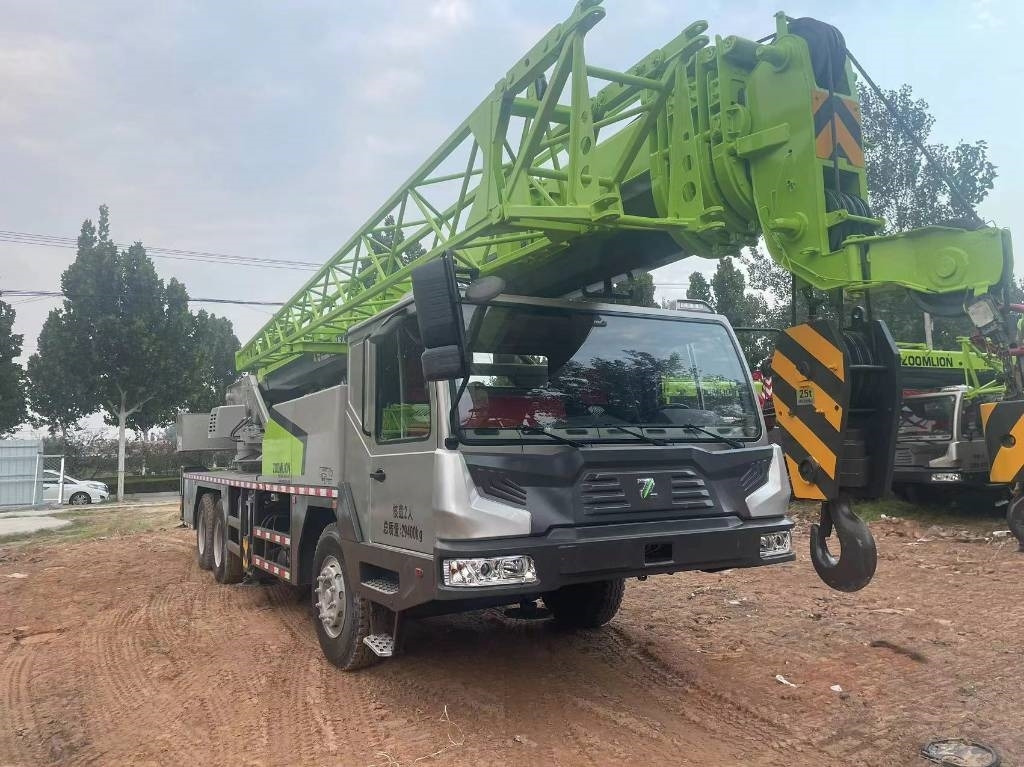 Zoomlion ZTC550V - Pásový jeřáb: obrázek 2 Zoomlion ZTC550V - Pásový jeřáb: obrázek 2