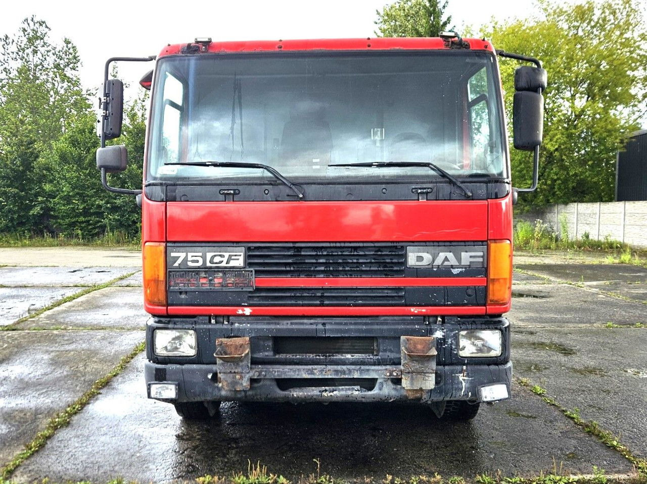 DAF CF 75.250 6x2 - Podvozek s kabinou: obrázek 2 DAF CF 75.250 6x2 - Podvozek s kabinou: obrázek 2