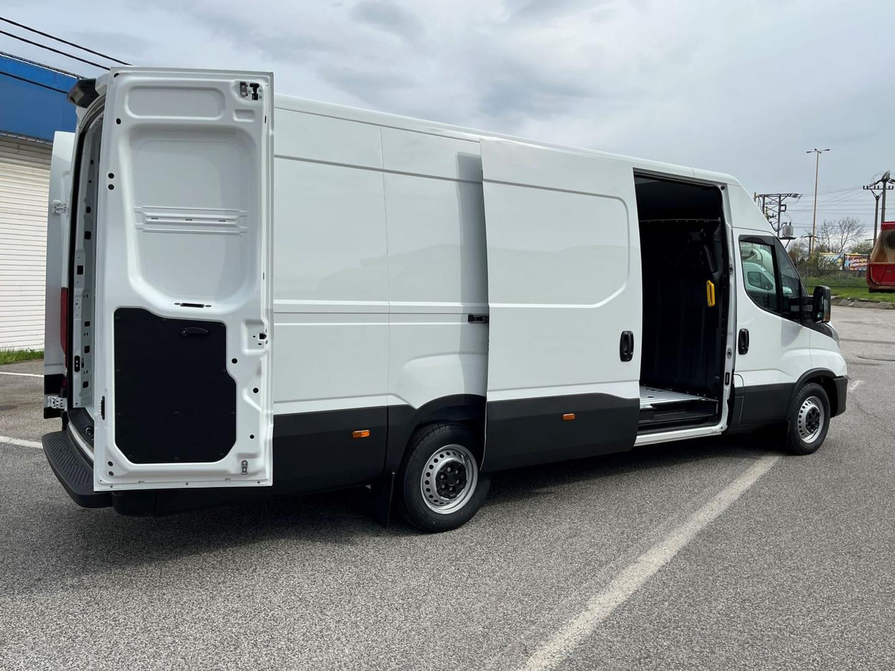 Furgon Iveco DAILY VAN, 3.0 D 176k, 35S18H V Evolution H2: obrázek 6