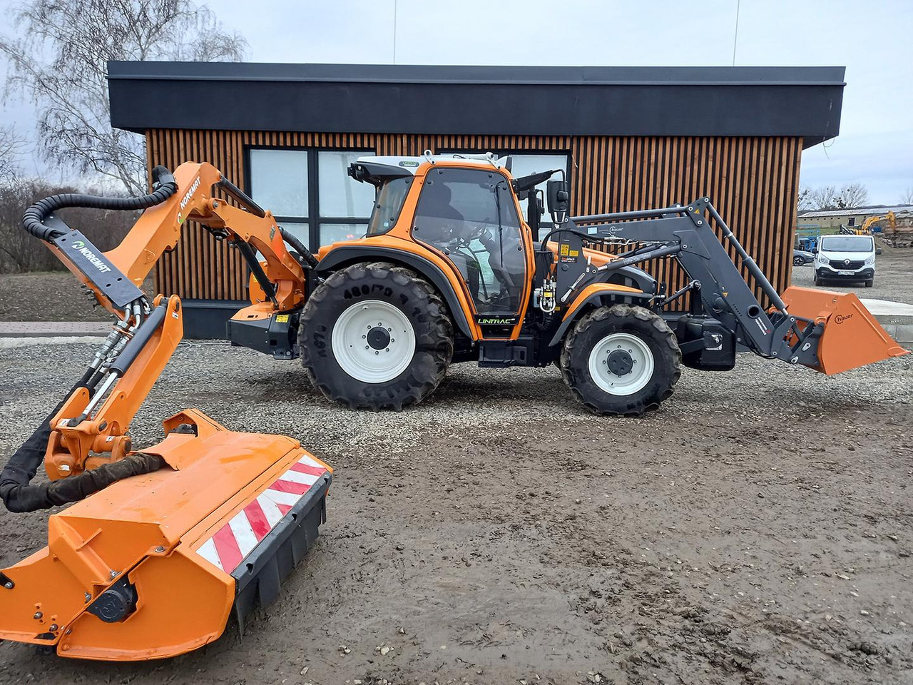 Traktor Lintrac Linder, Perkins, 90: obrázek 6