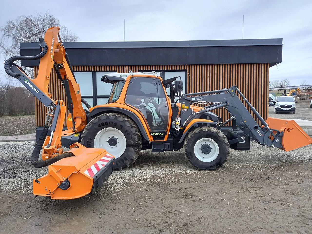 Traktor Lintrac Linder, Perkins, 90: obrázek 18