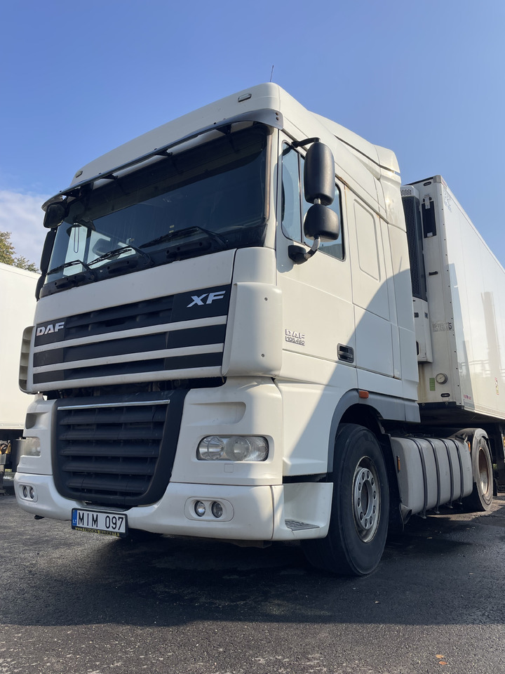 DAF XF105.460 - Tahač: obrázek 1 DAF XF105.460 - Tahač: obrázek 1