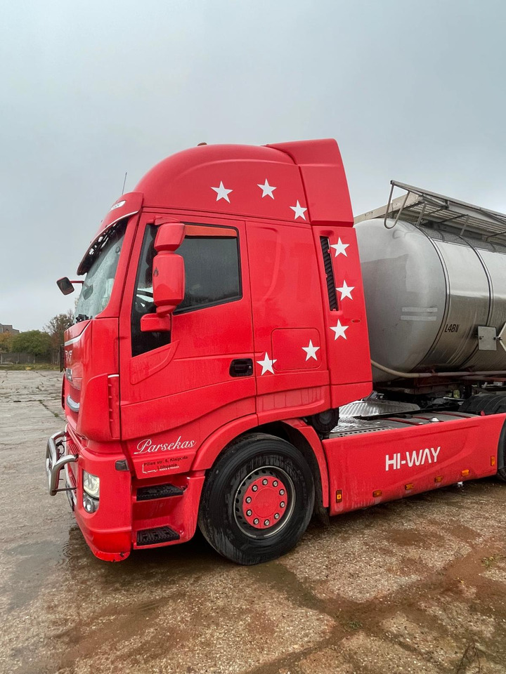 IVECO STRALIS AS440 T/P Retarder - Tahač: obrázek 4 IVECO STRALIS AS440 T/P Retarder - Tahač: obrázek 4