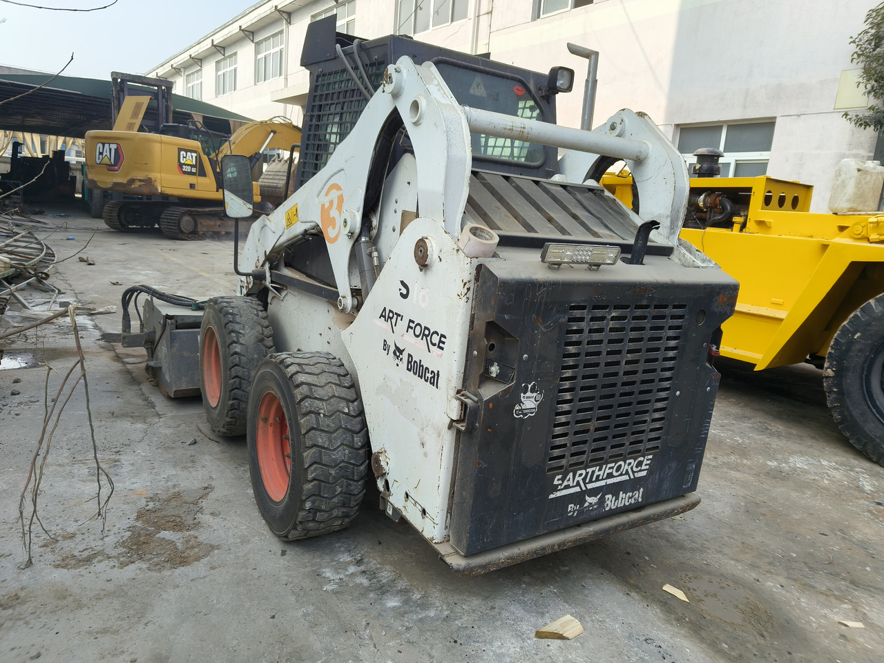 BOBCAT s18 skid steer loader - Smykový nakladač: obrázek 4 BOBCAT s18 skid steer loader - Smykový nakladač: obrázek 4