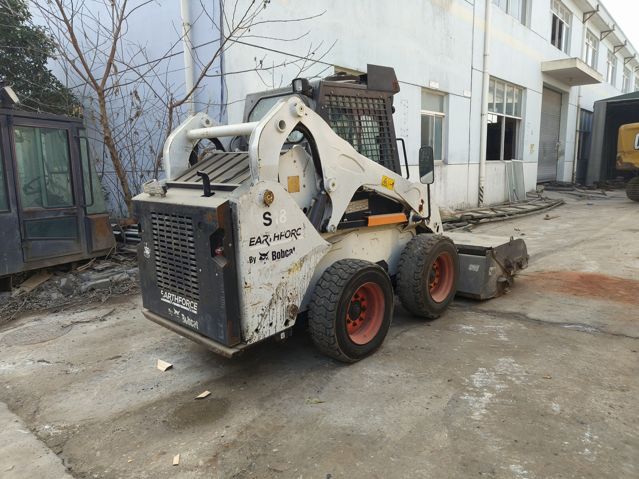 BOBCAT s18 skid steer loader - Smykový nakladač: obrázek 3 BOBCAT s18 skid steer loader - Smykový nakladač: obrázek 3