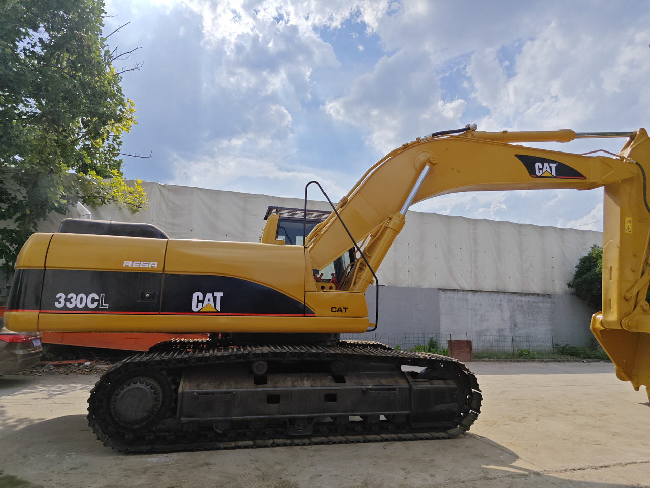 CATERPILLAR 330C - Pásové rýpadlo: obrázek 1 CATERPILLAR 330C - Pásové rýpadlo: obrázek 1