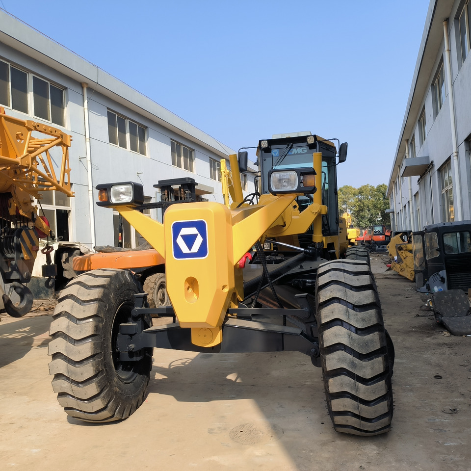 XCMG GR180 MOTOR GRADER - Grejdr: obrázek 2 XCMG GR180 MOTOR GRADER - Grejdr: obrázek 2