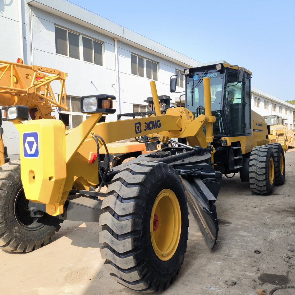 XCMG GR180 MOTOR GRADER - Grejdr: obrázek 3 XCMG GR180 MOTOR GRADER - Grejdr: obrázek 3
