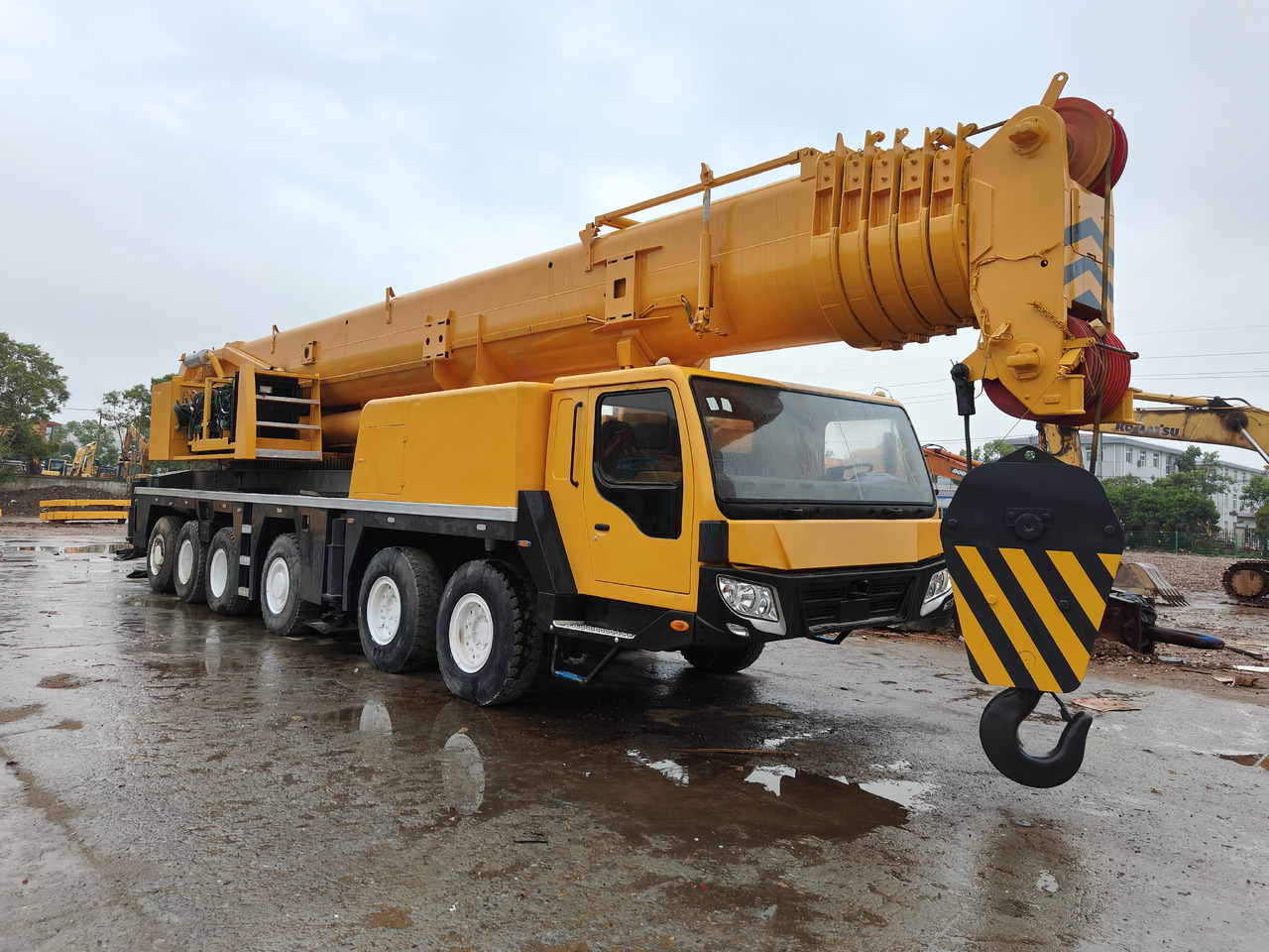 XCMG QY130K 130T Truck Crane - Autojeřáb: obrázek 1 XCMG QY130K 130T Truck Crane - Autojeřáb: obrázek 1