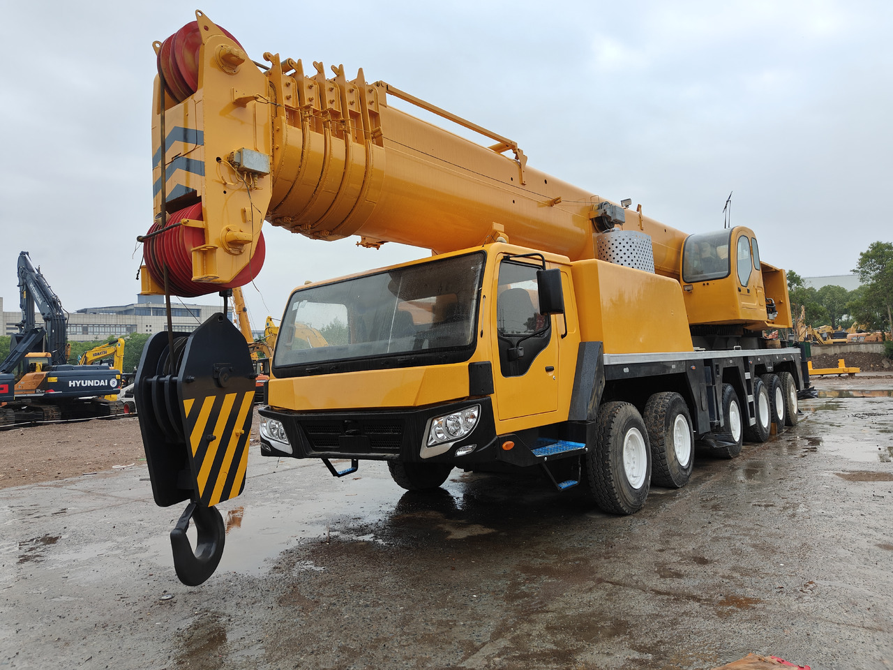 XCMG QY130K 130T Truck Crane - Autojeřáb: obrázek 2 XCMG QY130K 130T Truck Crane - Autojeřáb: obrázek 2