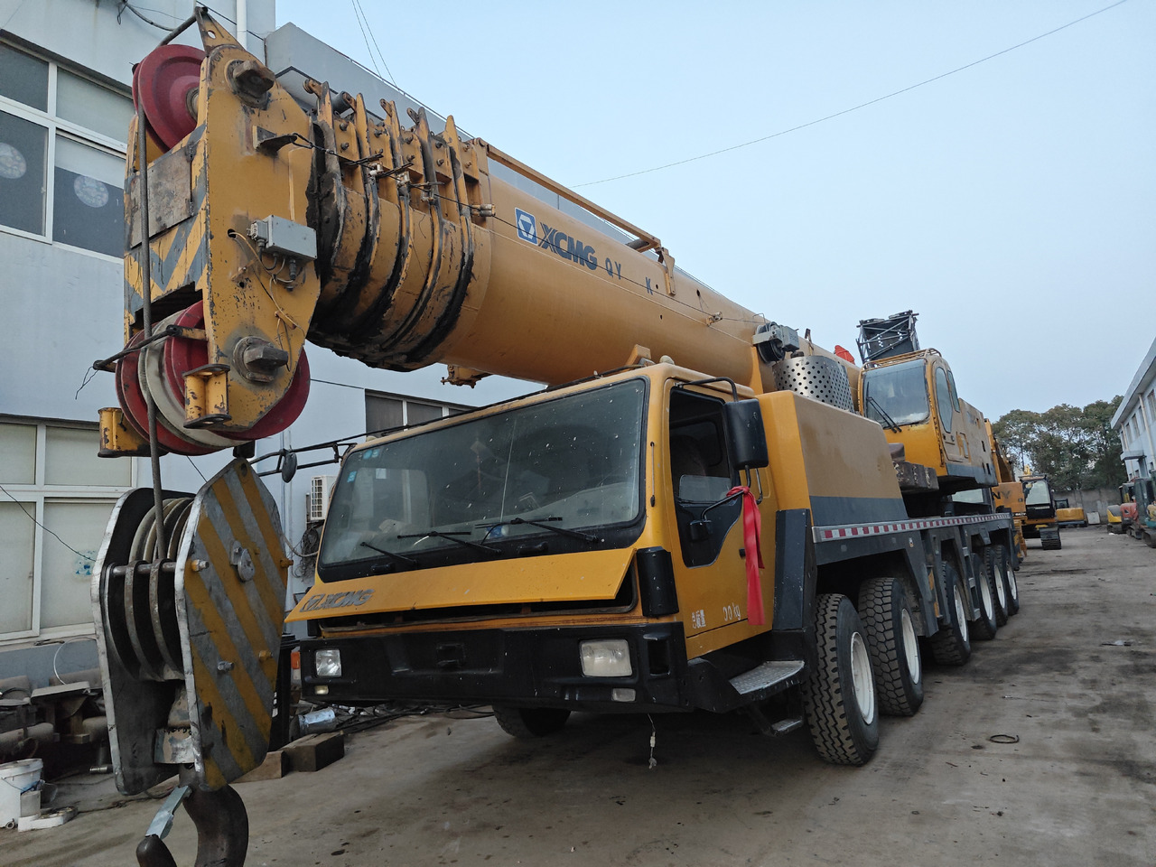 XCMG QY130K 130TON Truck crane - Autojeřáb: obrázek 3 XCMG QY130K 130TON Truck crane - Autojeřáb: obrázek 3