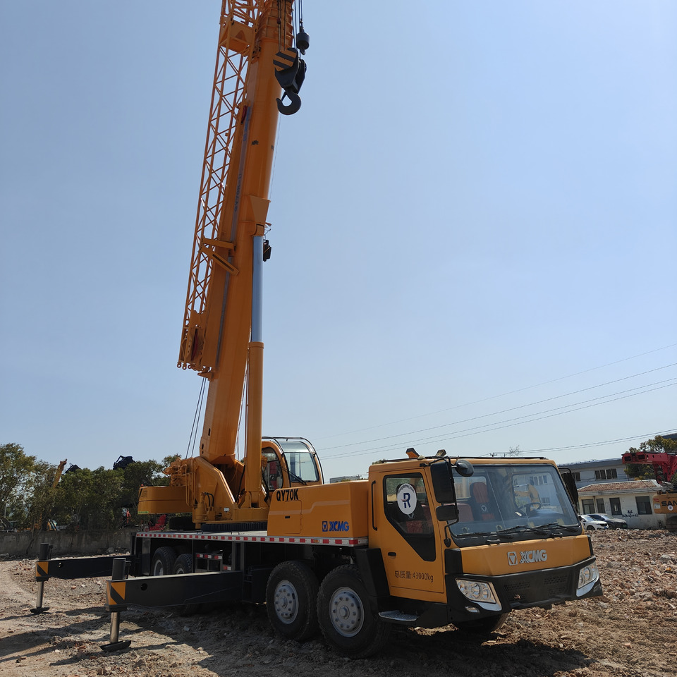 XCMG QY70K 70T QY70KC Used xcmg crane - Autojeřáb: obrázek 4 XCMG QY70K 70T QY70KC Used xcmg crane - Autojeřáb: obrázek 4