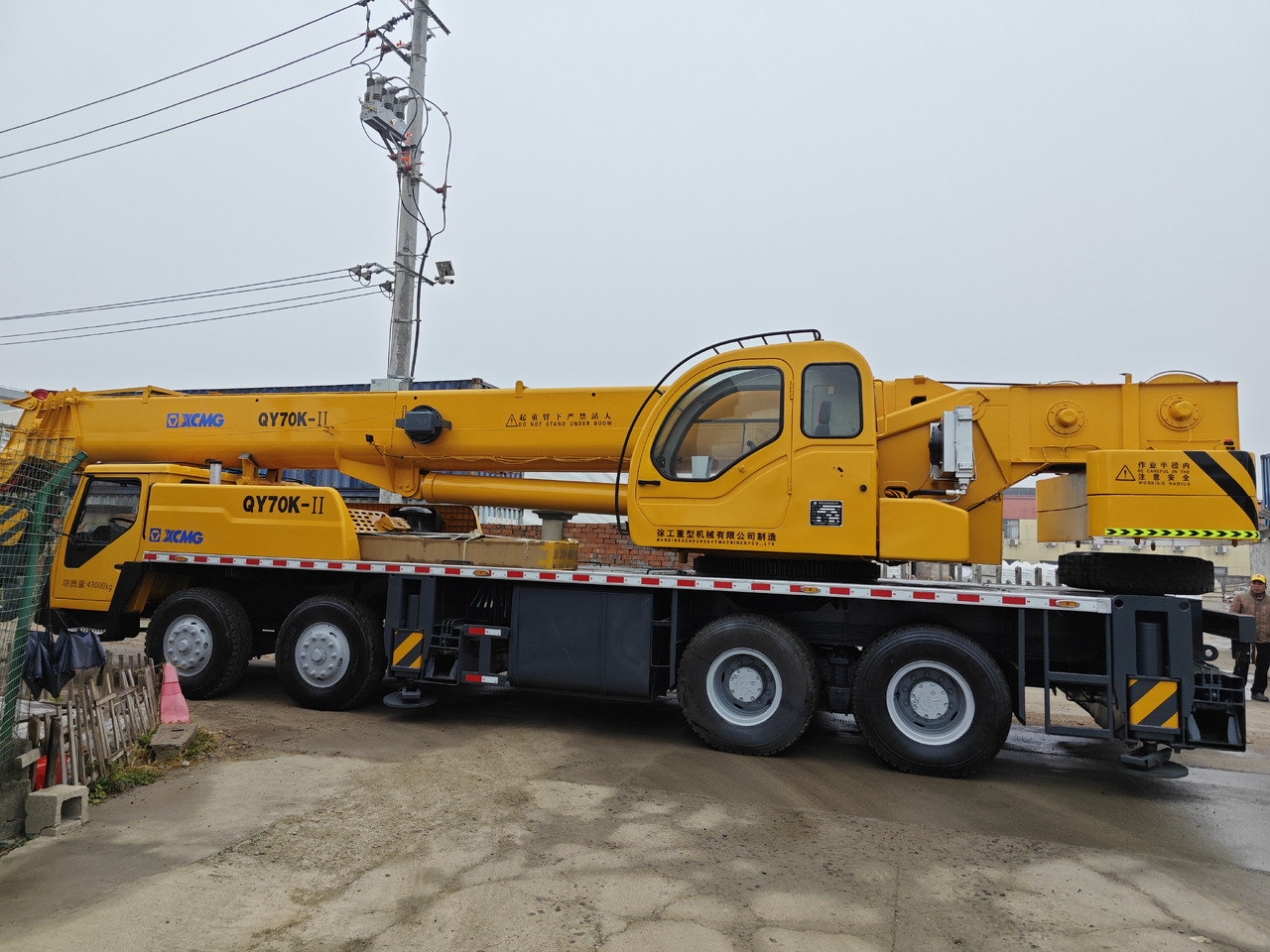 XCMG QY70K QY70KC XCT70 70T Crane - Autojeřáb: obrázek 2 XCMG QY70K QY70KC XCT70 70T Crane - Autojeřáb: obrázek 2