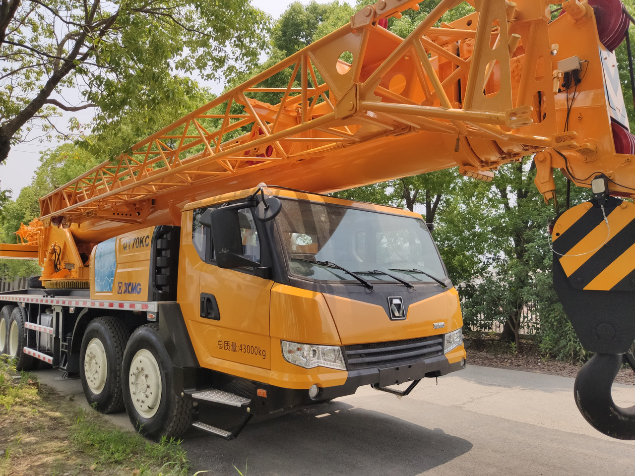 XCMG QY70KC TRUCK CRANE USED XCMG 70TON QY70K QY70K-2 MOBILE TRUCK CRANE - Autojeřáb: obrázek 5 XCMG QY70KC TRUCK CRANE USED XCMG 70TON QY70K QY70K-2 MOBILE TRUCK CRANE - Autojeřáb: obrázek 5