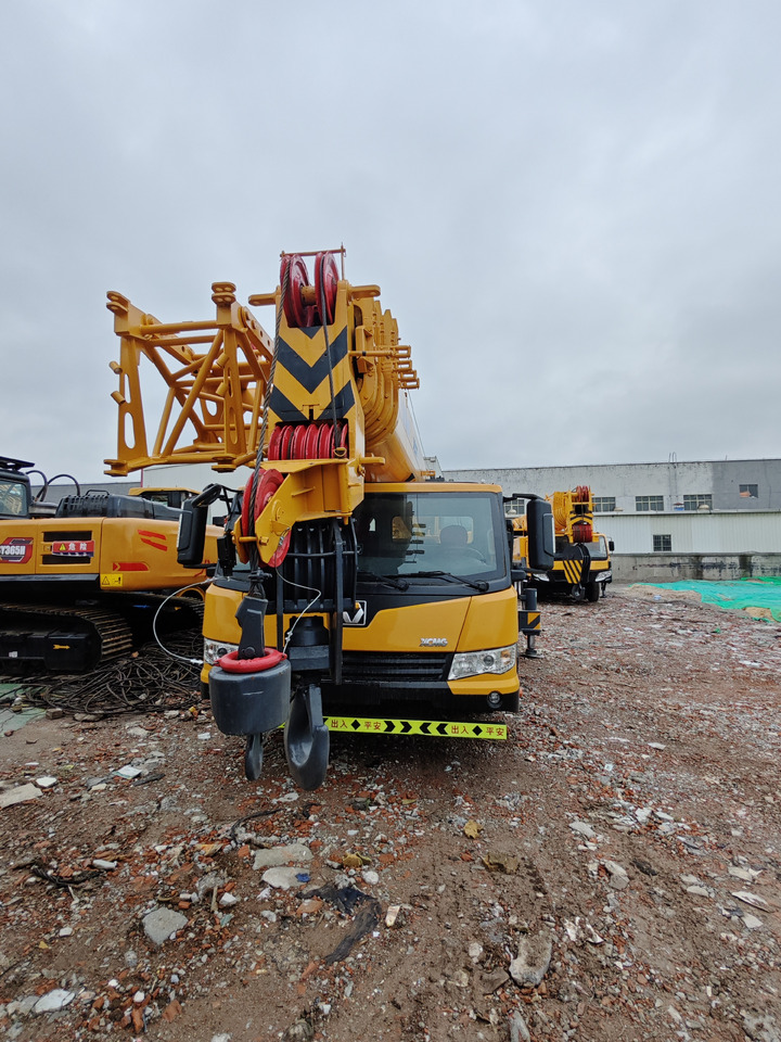 XCMG XCT50 50T Crane - Autojeřáb: obrázek 4 XCMG XCT50 50T Crane - Autojeřáb: obrázek 4