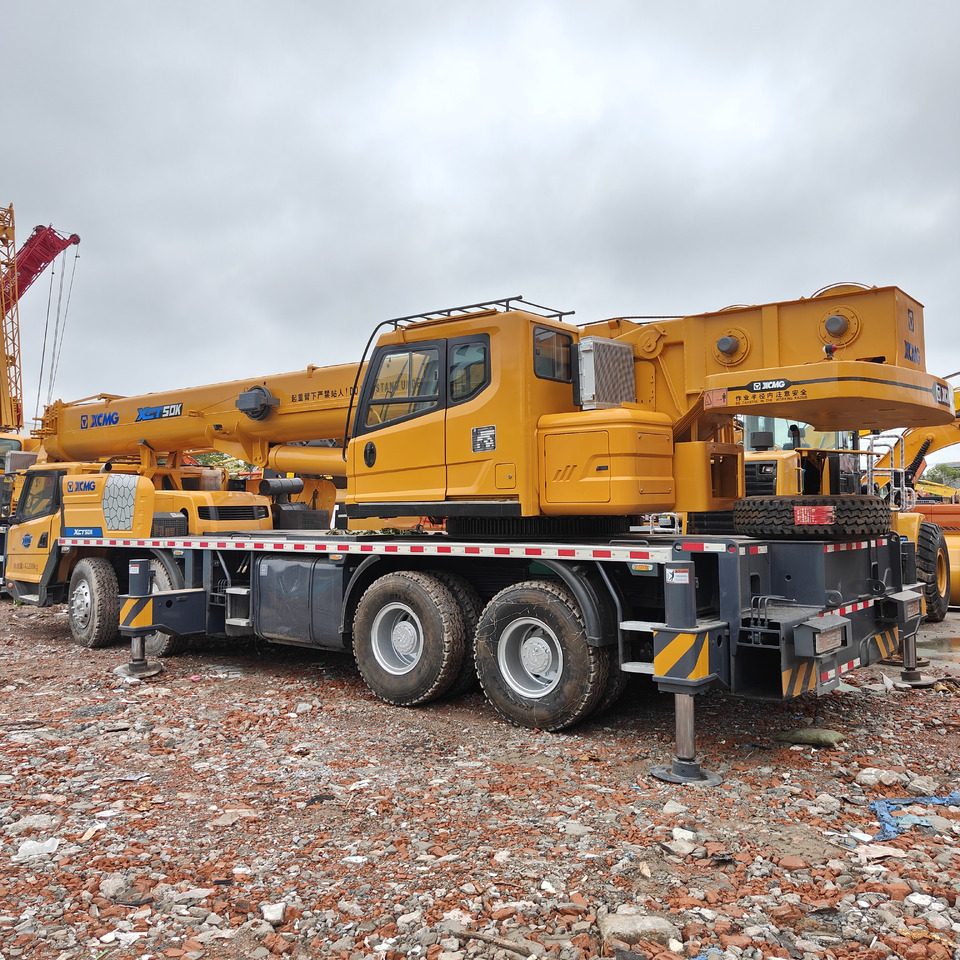 XCMG XCT50 Used Crane - Autojeřáb: obrázek 5 XCMG XCT50 Used Crane - Autojeřáb: obrázek 5