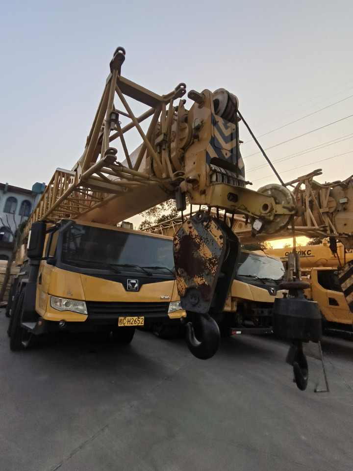 XCMG XCT80 used crane - Autojeřáb: obrázek 5 XCMG XCT80 used crane - Autojeřáb: obrázek 5