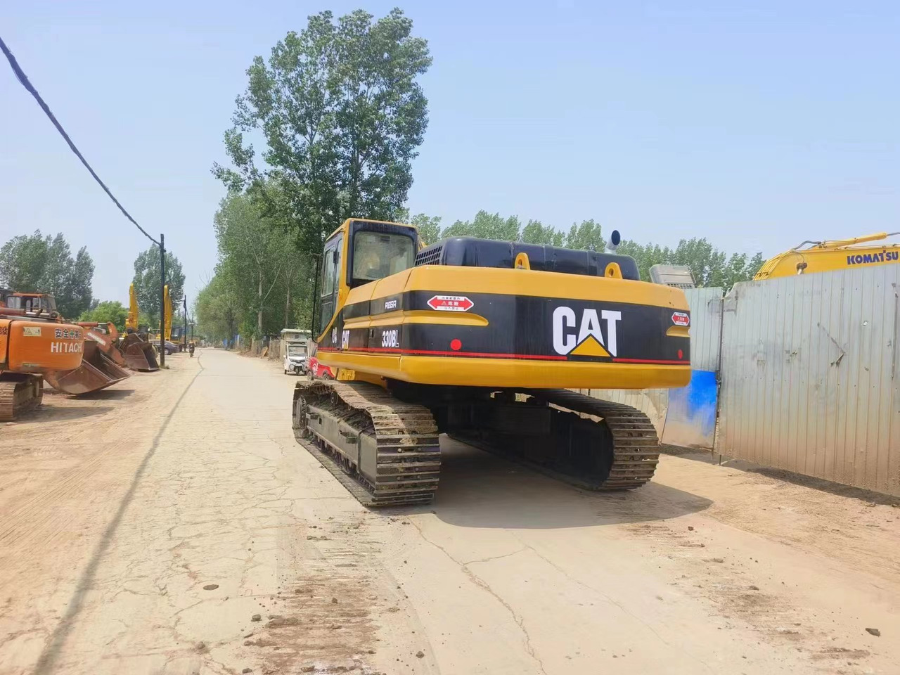 Caterpillar 330B Used excavator - Pásové rýpadlo: obrázek 3 Caterpillar 330B Used excavator - Pásové rýpadlo: obrázek 3