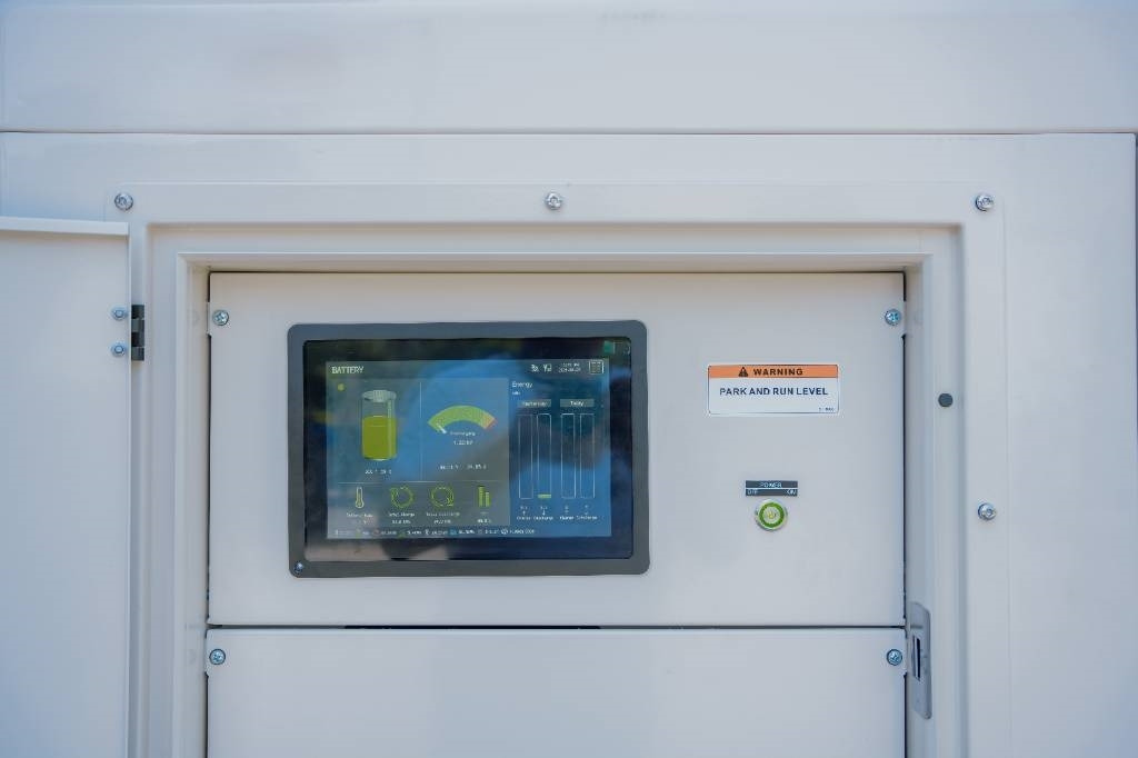 Nový Elektrický generátor BES14S Microgrid Systeem - 14 kVA - 25 kWh: obrázek 10
