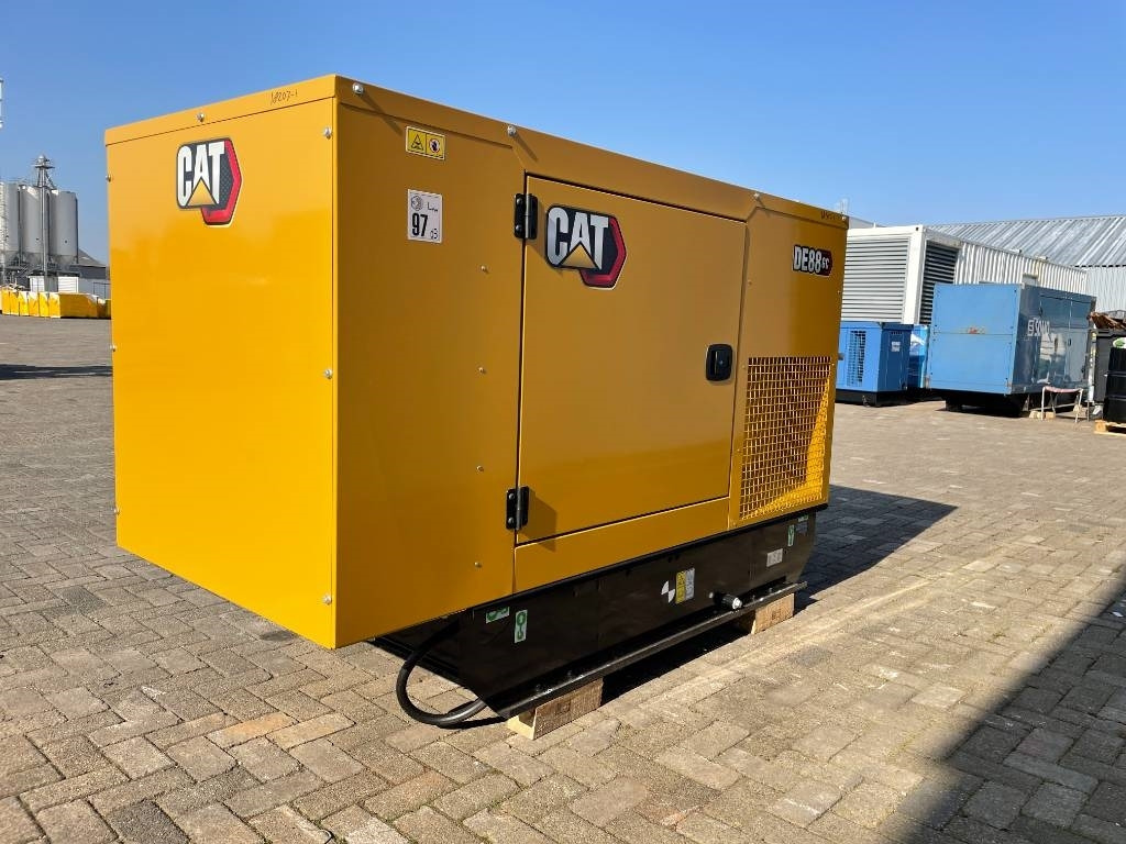 CAT DE88GC - 88 kVA Stand-by Generator Set - DPX-18207 - Elektrický generátor: obrázek 4 CAT DE88GC - 88 kVA Stand-by Generator Set - DPX-18207 - Elektrický generátor: obrázek 4