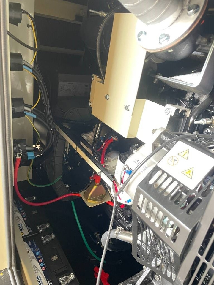 Nový Elektrický generátor Cummins 4BTA3.9-G11 - 88 kVA Generator - DPX-19834: obrázek 9 Nový Elektrický generátor Cummins 4BTA3.9-G11 - 88 kVA Generator - DPX-19834: obrázek 9