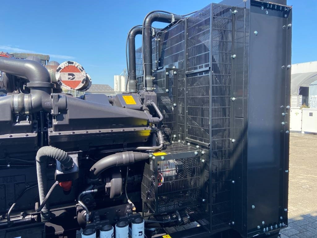 Cummins KTA38-G5 - 1.100 kVA Generator - DPX-18814 - Elektrický generátor: obrázek 3 Cummins KTA38-G5 - 1.100 kVA Generator - DPX-18814 - Elektrický generátor: obrázek 3