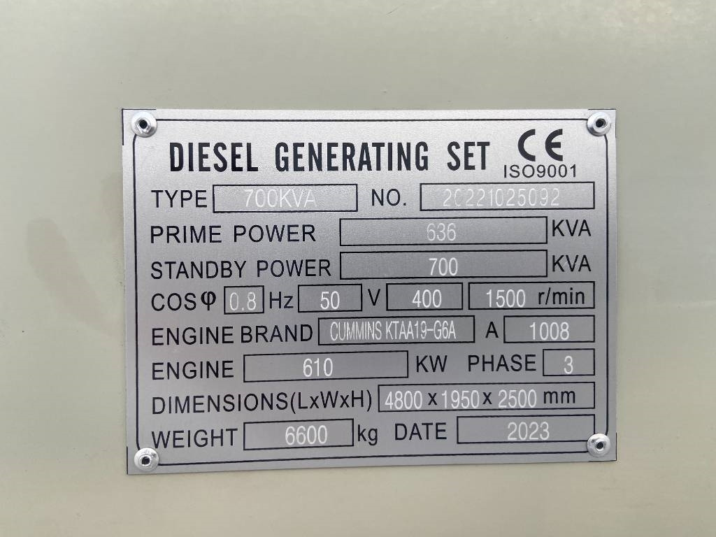 Cummins KTAA19-G6A - 700 kVA Generator - DPX-19848 - Elektrický generátor: obrázek 4 Cummins KTAA19-G6A - 700 kVA Generator - DPX-19848 - Elektrický generátor: obrázek 4