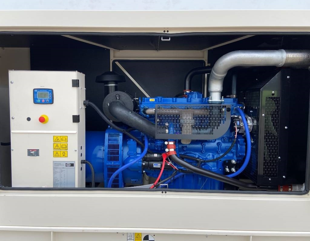 FG Wilson P165-5 - 165 kVA Genset - DPX-16010 - Elektrický generátor: obrázek 5 FG Wilson P165-5 - 165 kVA Genset - DPX-16010 - Elektrický generátor: obrázek 5