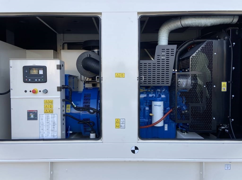 FG Wilson P250 - 250 kVA Genset - DPX-16013 - Elektrický generátor: obrázek 4 FG Wilson P250 - 250 kVA Genset - DPX-16013 - Elektrický generátor: obrázek 4