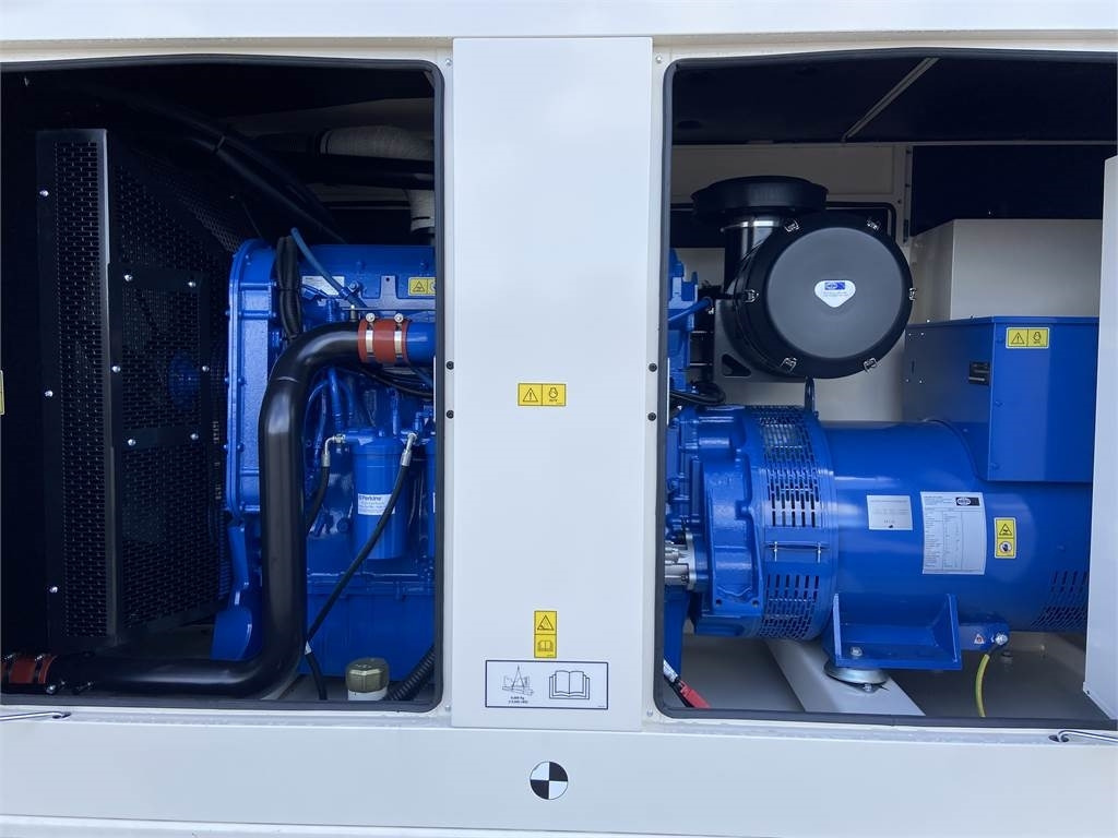 FG Wilson P500-3 - 500 kVA Genset - DPX-16019 - Elektrický generátor: obrázek 4 FG Wilson P500-3 - 500 kVA Genset - DPX-16019 - Elektrický generátor: obrázek 4