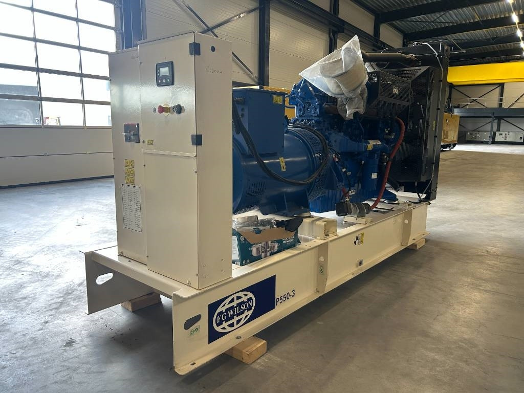 FG Wilson P550-3 - 550 kVA Open Genset - DPX-16020-O - Elektrický generátor: obrázek 4 FG Wilson P550-3 - 550 kVA Open Genset - DPX-16020-O - Elektrický generátor: obrázek 4
