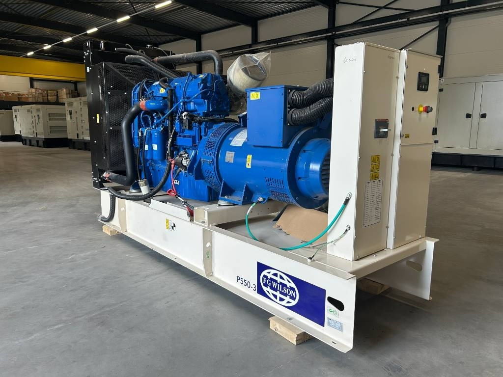 FG Wilson P550-3 - 550 kVA Open Genset - DPX-16020-O - Elektrický generátor: obrázek 5 FG Wilson P550-3 - 550 kVA Open Genset - DPX-16020-O - Elektrický generátor: obrázek 5