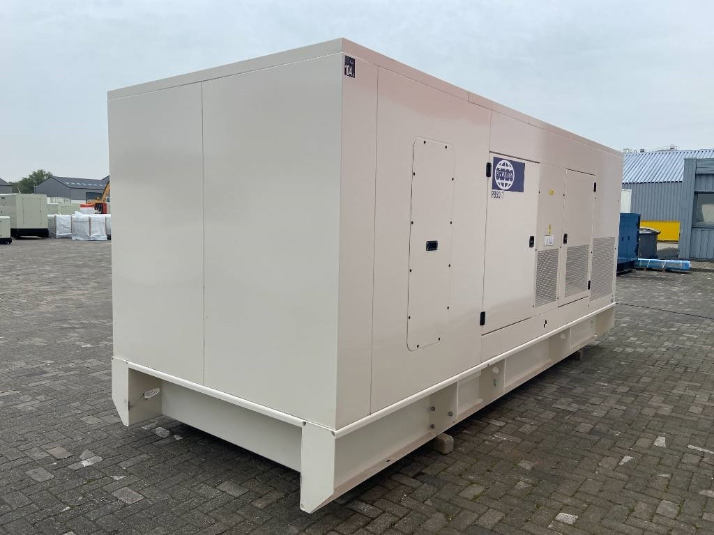 FG Wilson P850-1 - 850 kVA Genset - DPX-16024 - Elektrický generátor: obrázek 3 FG Wilson P850-1 - 850 kVA Genset - DPX-16024 - Elektrický generátor: obrázek 3