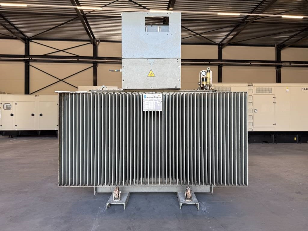 Merlin Gerin France Transfo DYN11 OIL 1600 kVA 380V/16kV - Stavební zařízení: obrázek 1 Merlin Gerin France Transfo DYN11 OIL 1600 kVA 380V/16kV - Stavební zařízení: obrázek 1