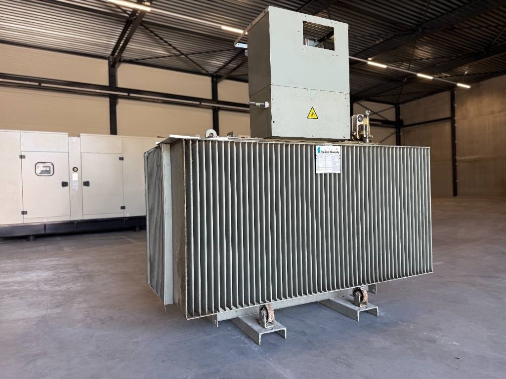 Merlin Gerin France Transfo DYN11 OIL 1600 kVA 380V/16kV - Stavební zařízení: obrázek 2 Merlin Gerin France Transfo DYN11 OIL 1600 kVA 380V/16kV - Stavební zařízení: obrázek 2