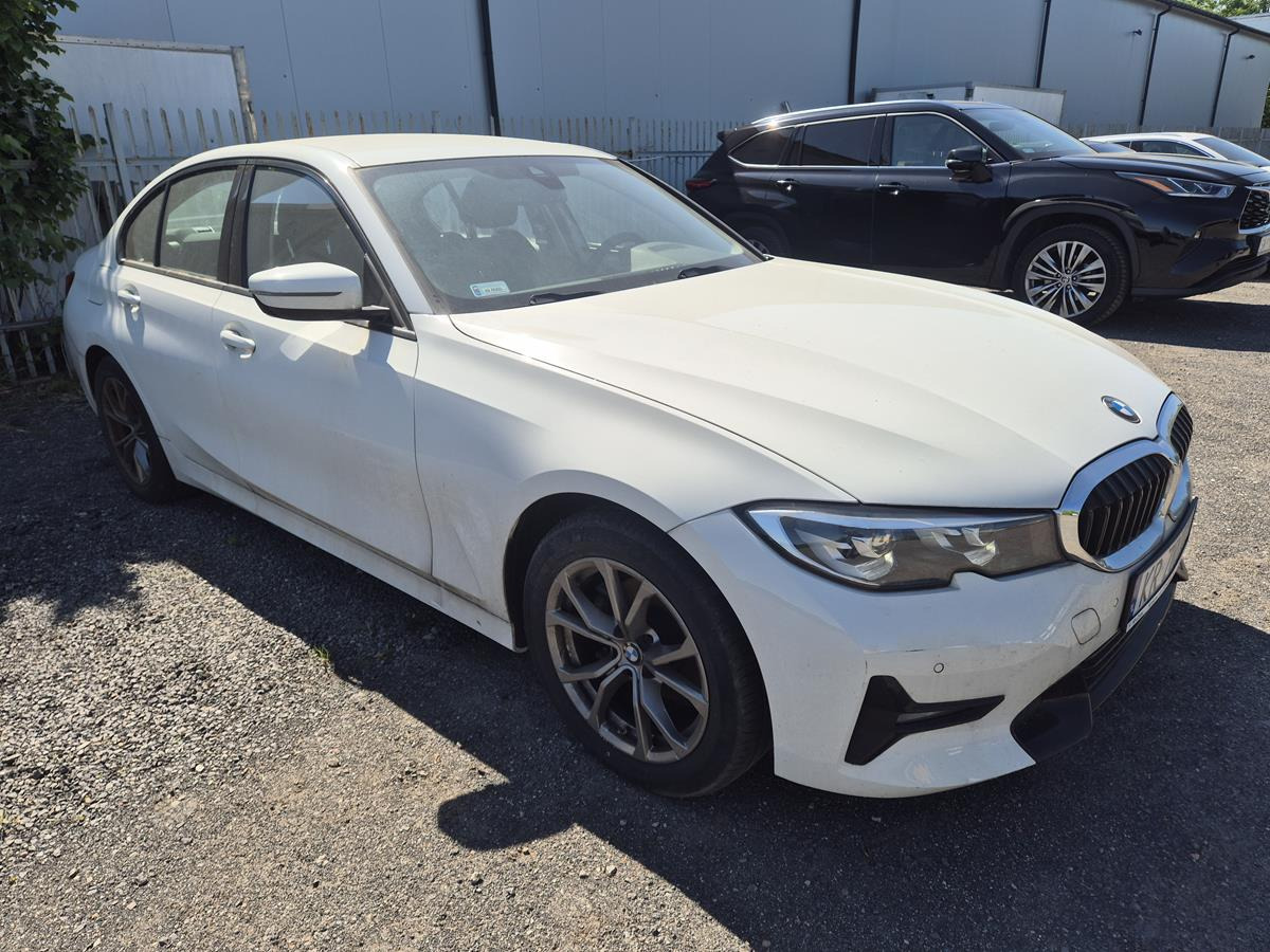 BMW 318 I SPORT LINE SEDAN - Sedan: obrázek 1 BMW 318 I SPORT LINE SEDAN - Sedan: obrázek 1