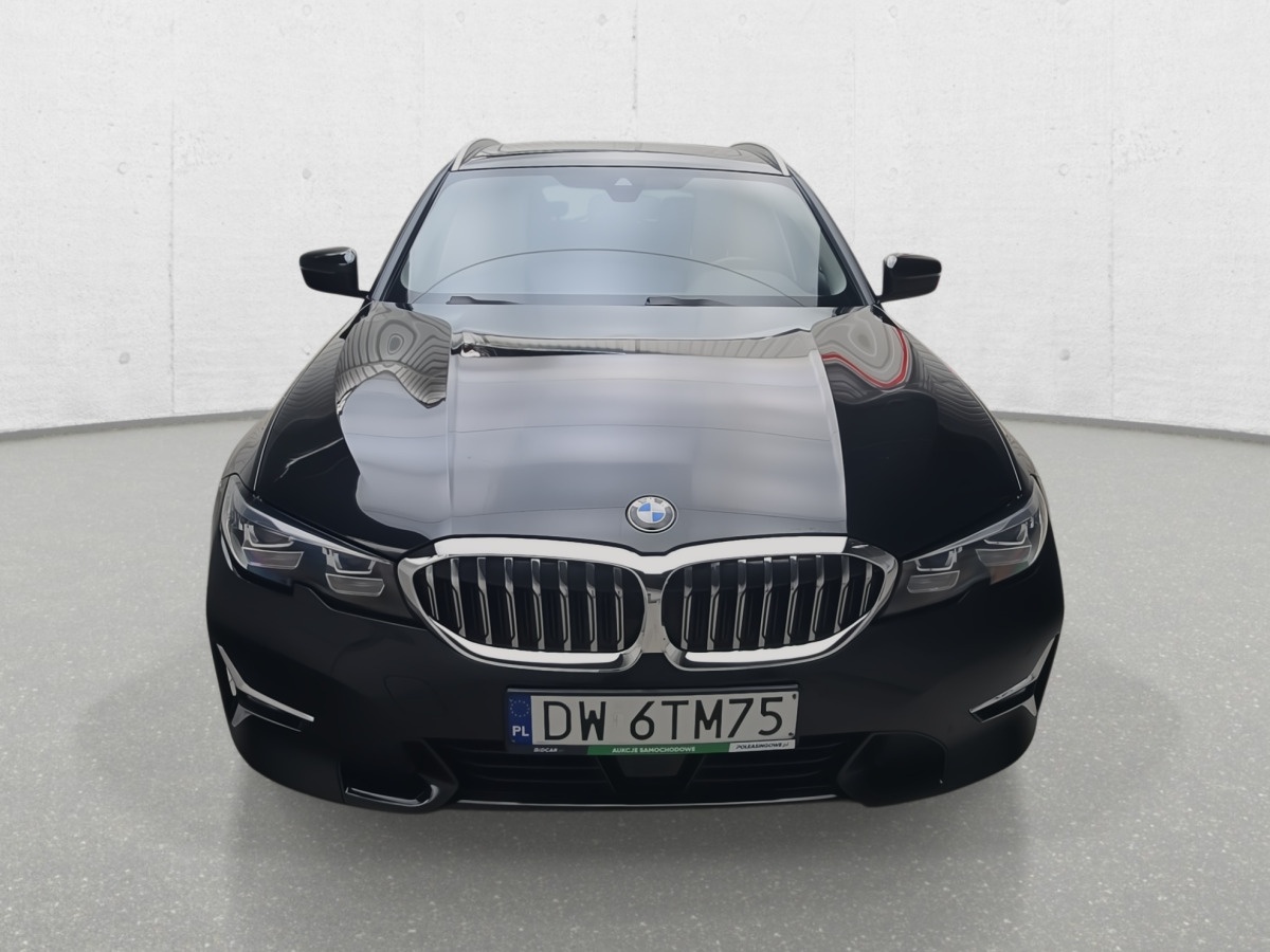 BMW 320D XDRIVE KOMBI - Osobní auto: obrázek 3 BMW 320D XDRIVE KOMBI - Osobní auto: obrázek 3